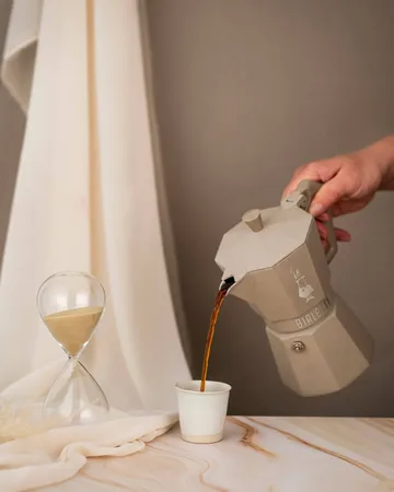 Bialetti exclusive μηχανή καφέ μοκά για επαγωγική εστία - Μπέζ, 6 φλιτζάνια - Bialetti