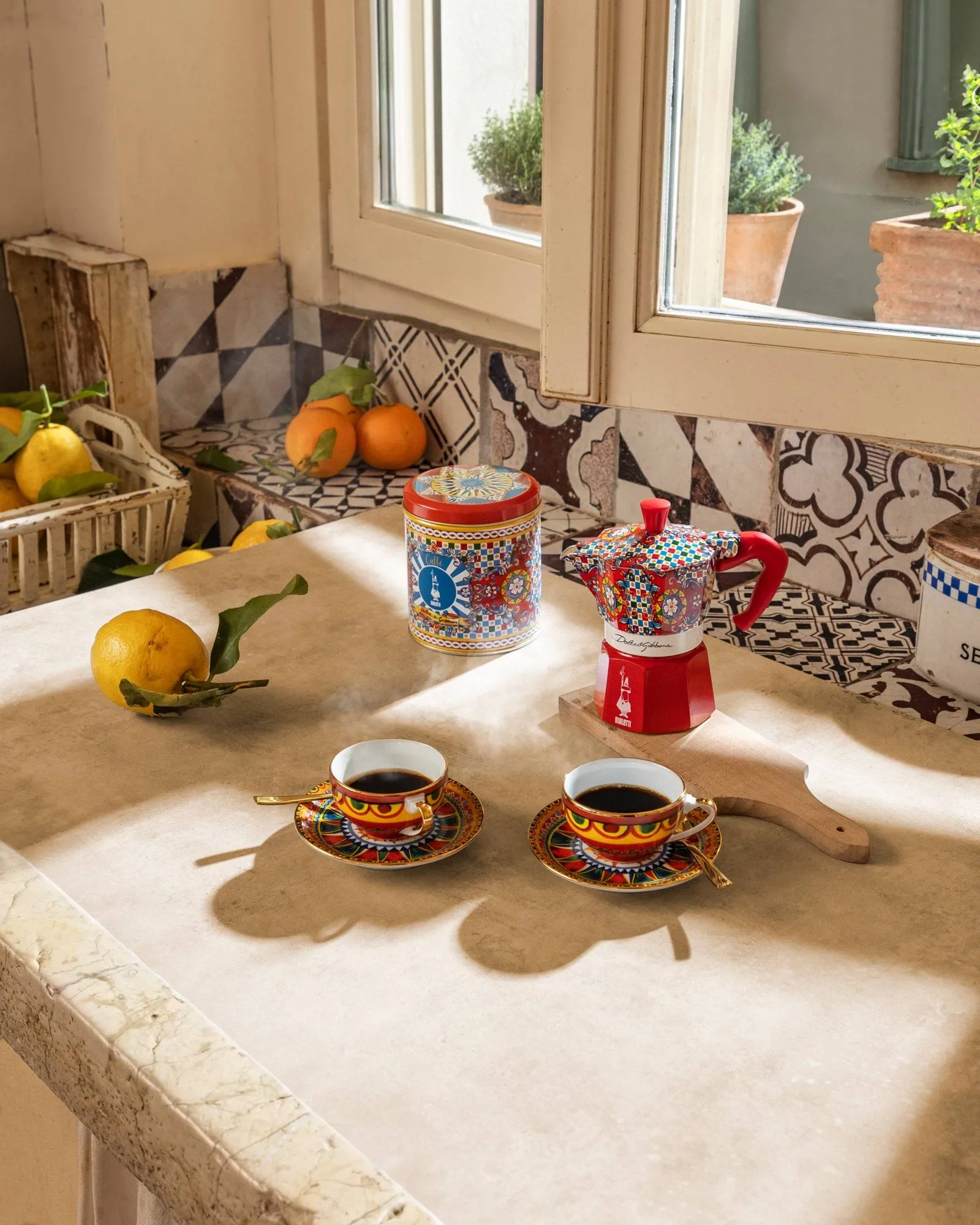 Bialetti x Dolce & Gabbana μηχανή καφέ μοκά, Σικελικό καρότσι, 6 φλιτζάνια Bialetti