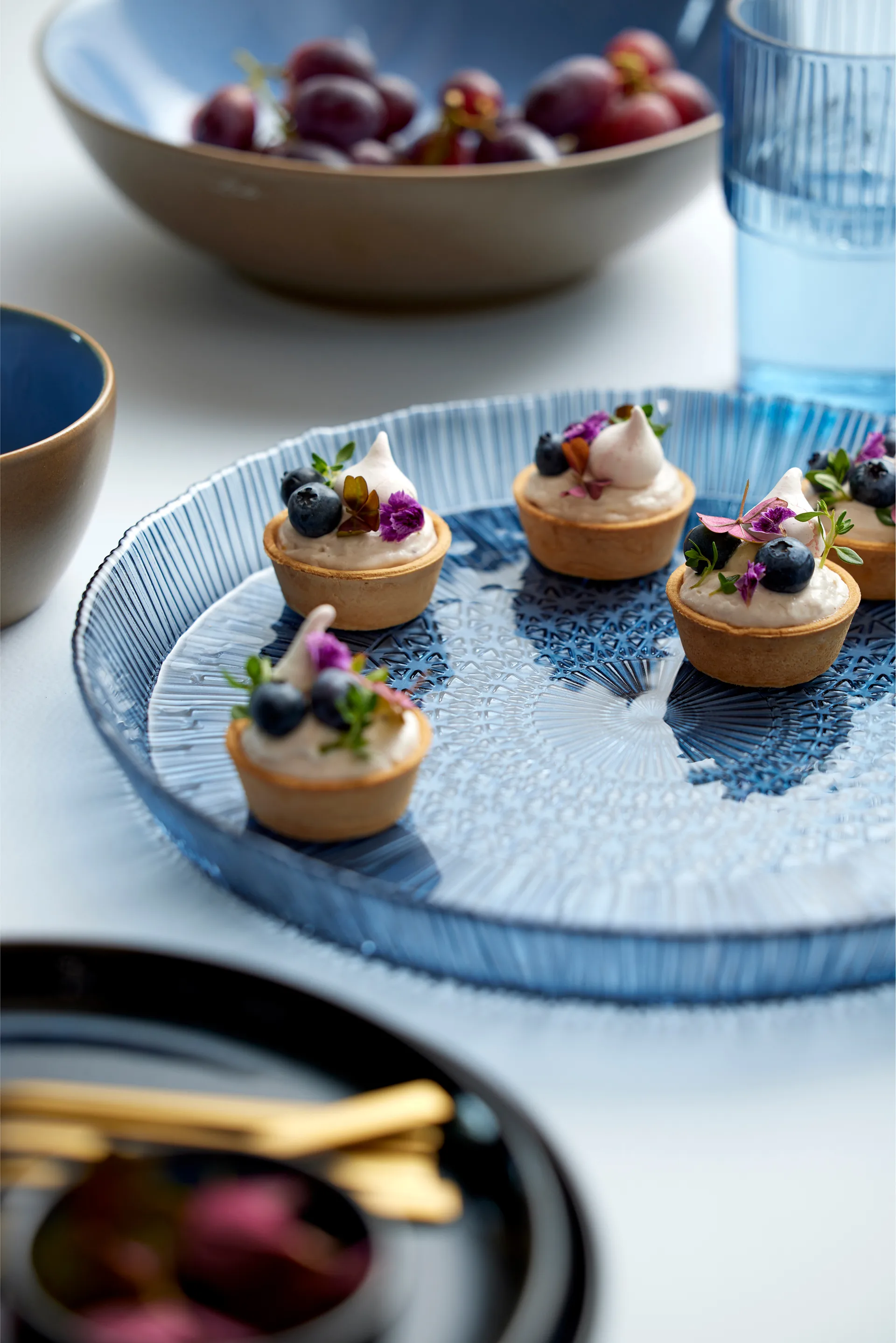 Kusintha στρογγυλό πιάτο σερβιρίσματος Ø30 cm, Blue Bitz