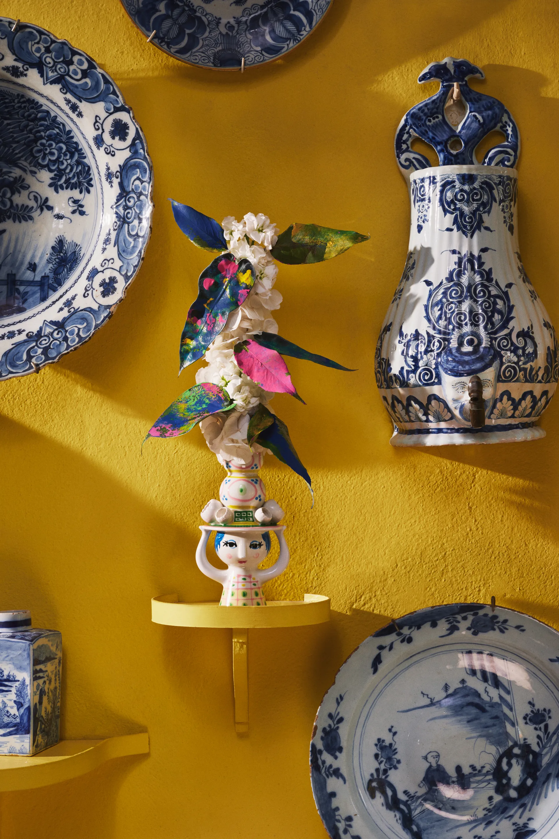 Κηροπήγιο Lady with hat H16 cm, Ροζ Bjørn Wiinblad