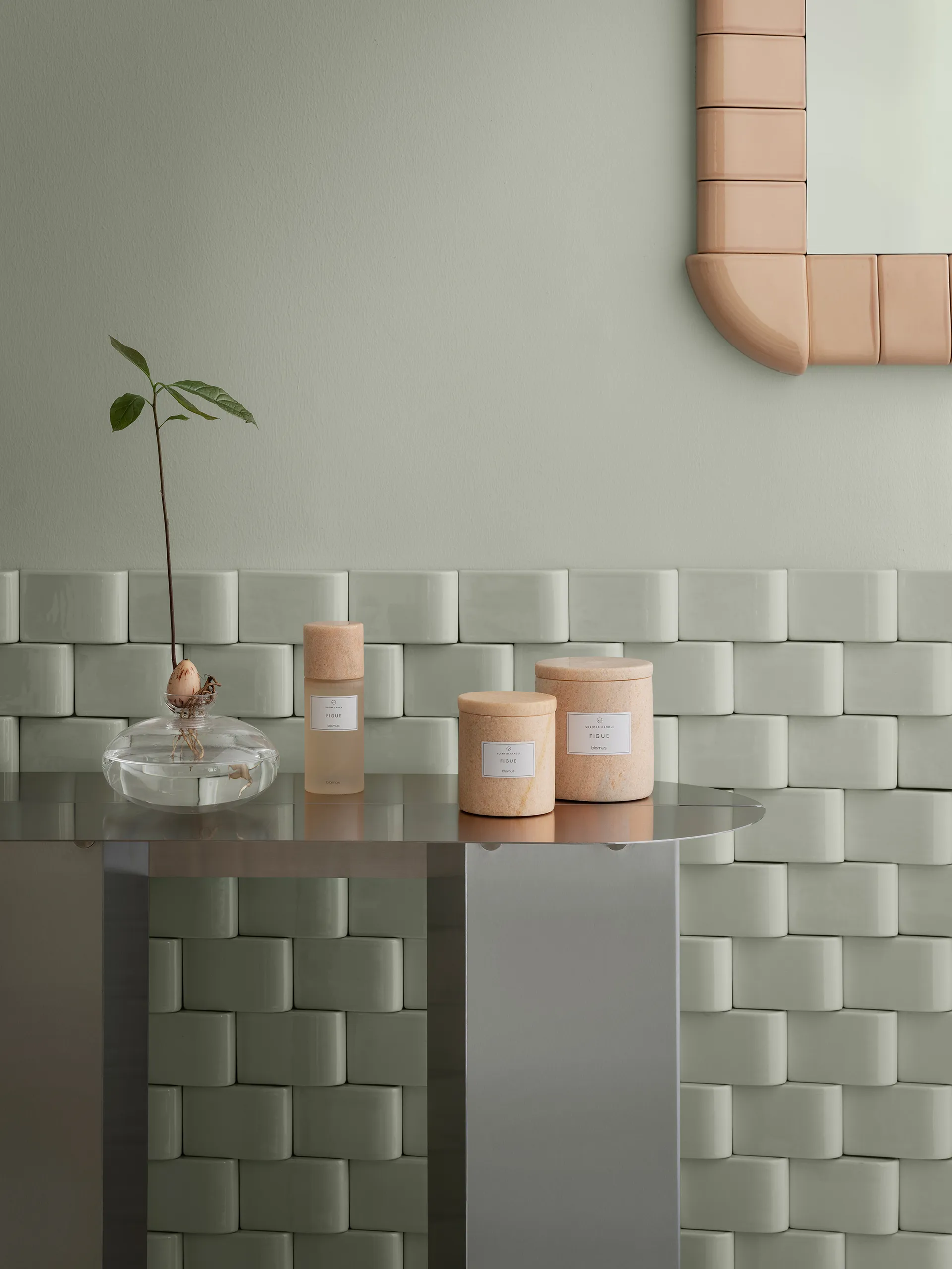 Συνοδευτικό τραπέζι ORU M 80x35x75 εκ., Ματ ανοξείδωτο ατσάλι. blomus