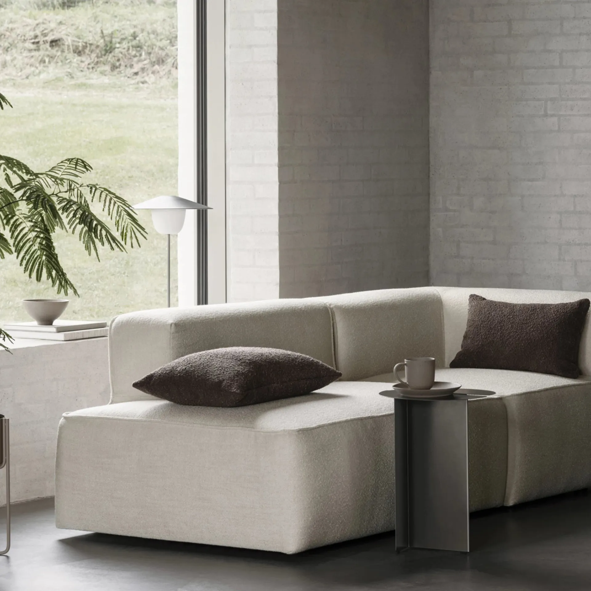 Βοηθητικό τραπέζι ORU S Ø35 εκ., Burned metal blomus