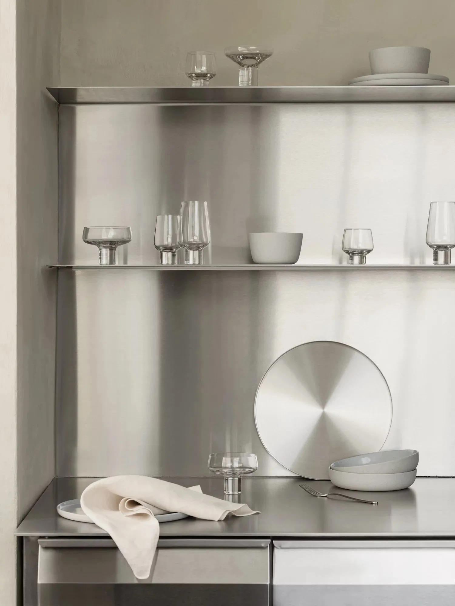 PEASY δίσκος L Ø38 cm, Stainless steel blomus