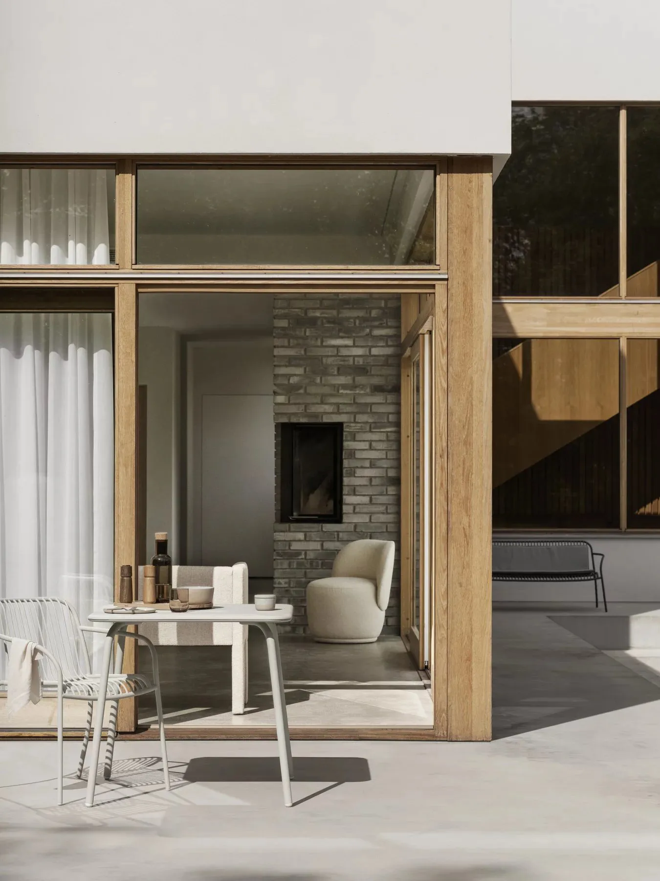 Πολυθρόνα YUA WIRE armchair, Silk grey blomus