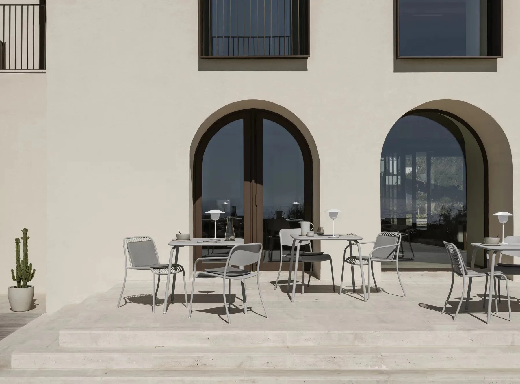 Πολυθρόνα YUA WIRE armchair, Silk grey blomus