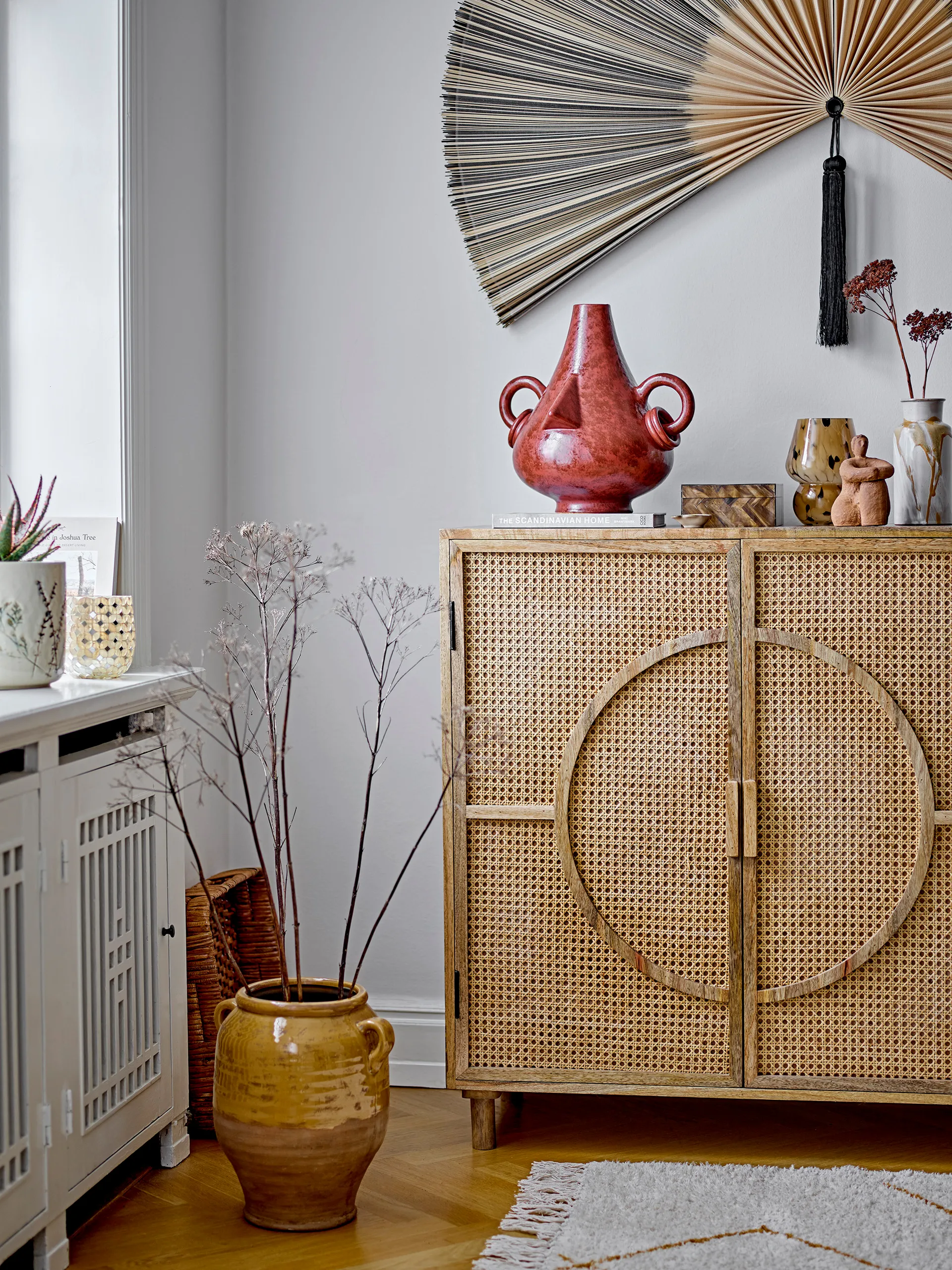 Φορητό επιτραπέζιο φωτιστικό Barbette, Καφέ γυαλί Bloomingville