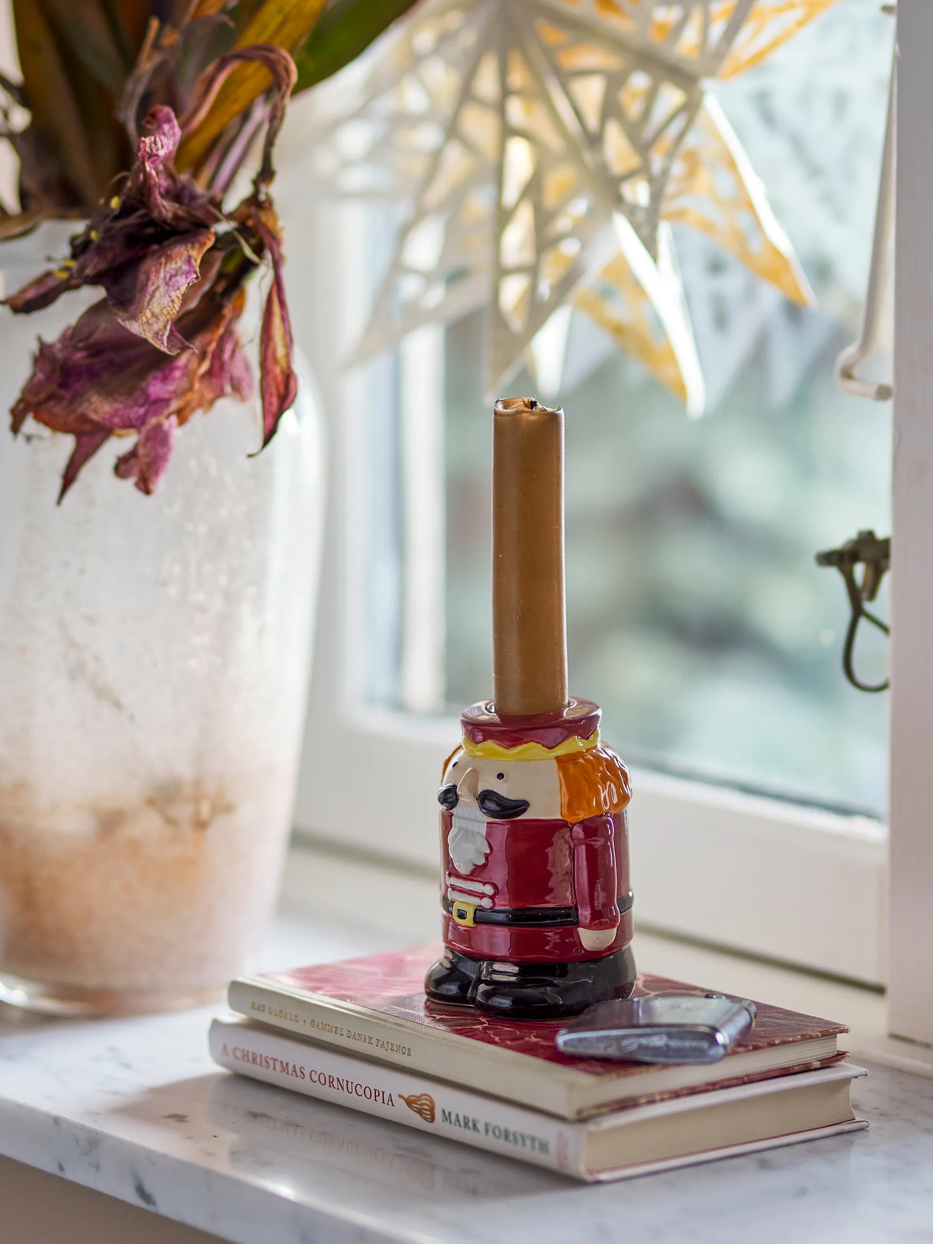 Κηροσπήγιο Feast 9 εκ., Κόκκινο Bloomingville