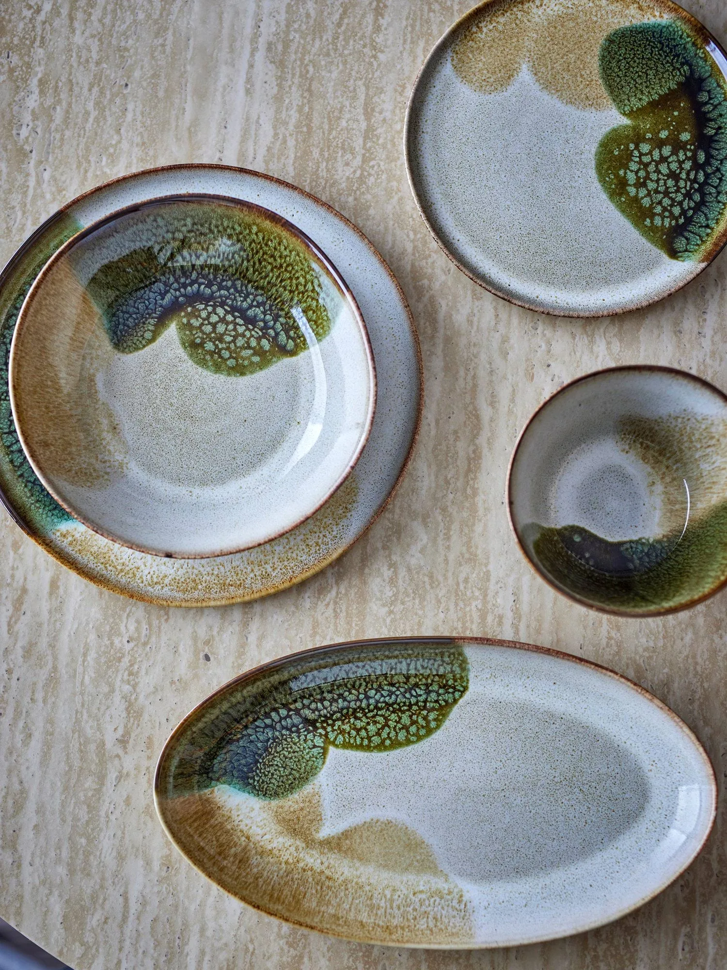 Jules πιατέλα σερβιρίσματος, Green, 33,5x18,5 εκ. Bloomingville