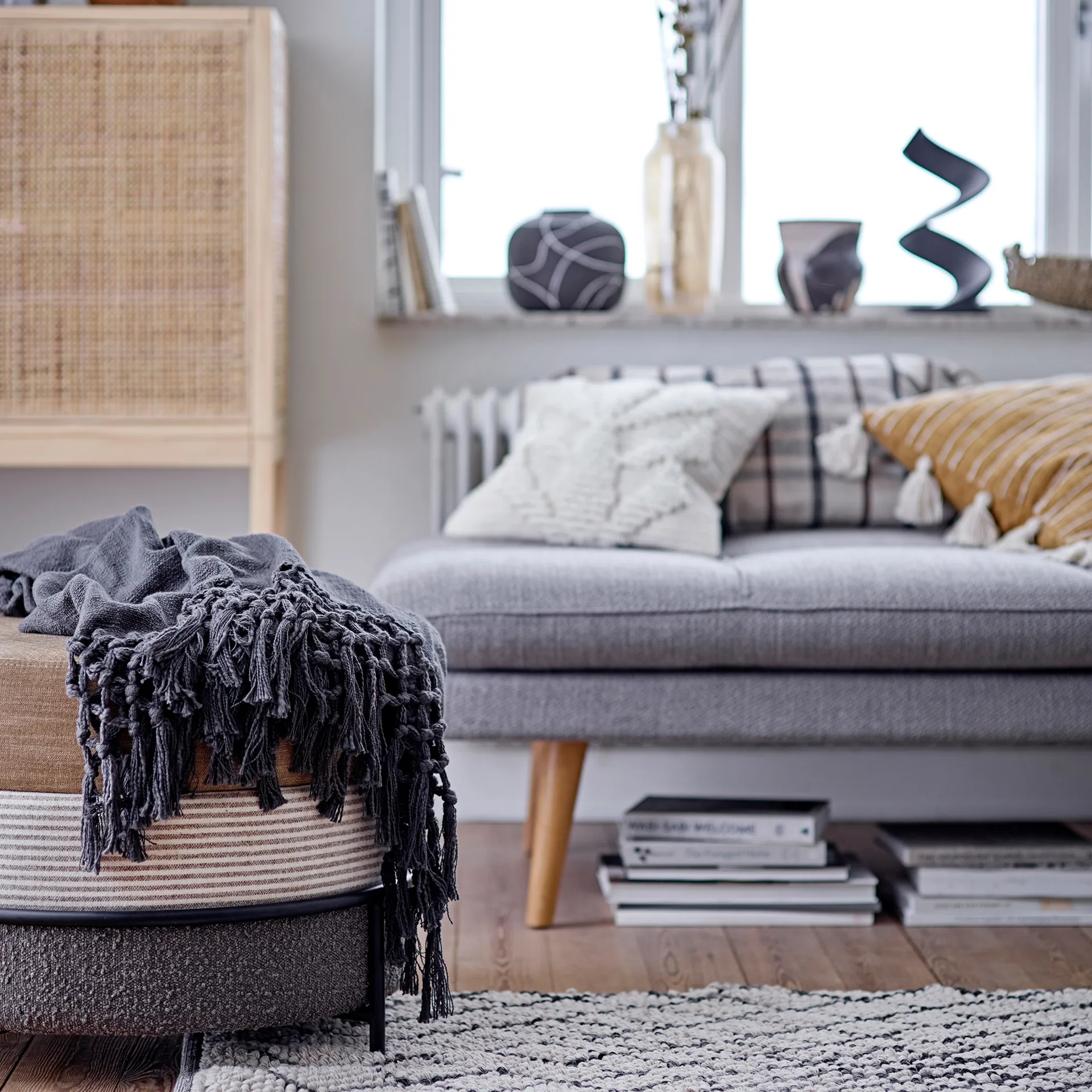 Niza βάζο τερακότα 16,5 cm, μαύρο Bloomingville