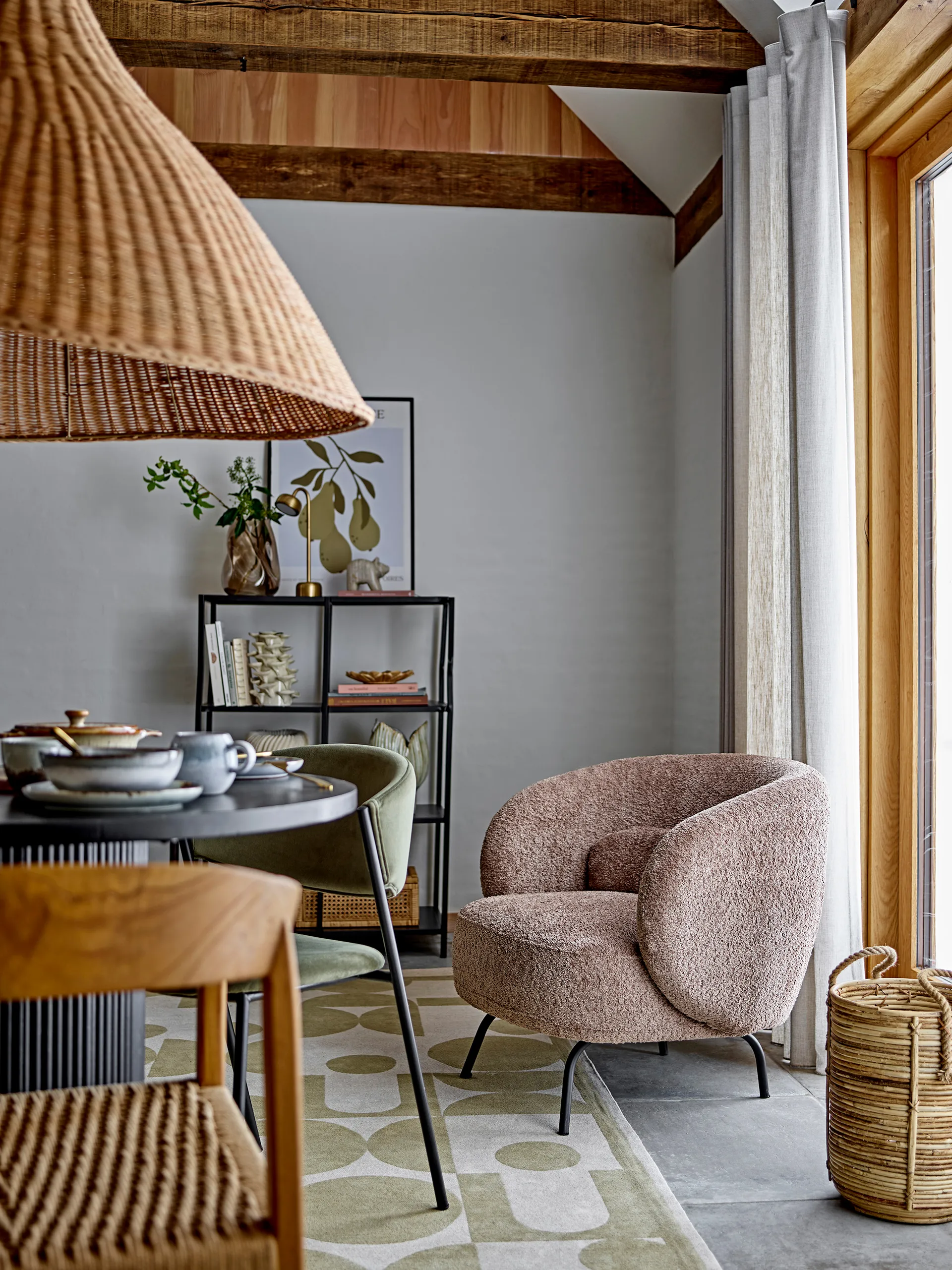 Poire αφίσα με κορνίζα 52x72 cm, Poire-black pine Bloomingville