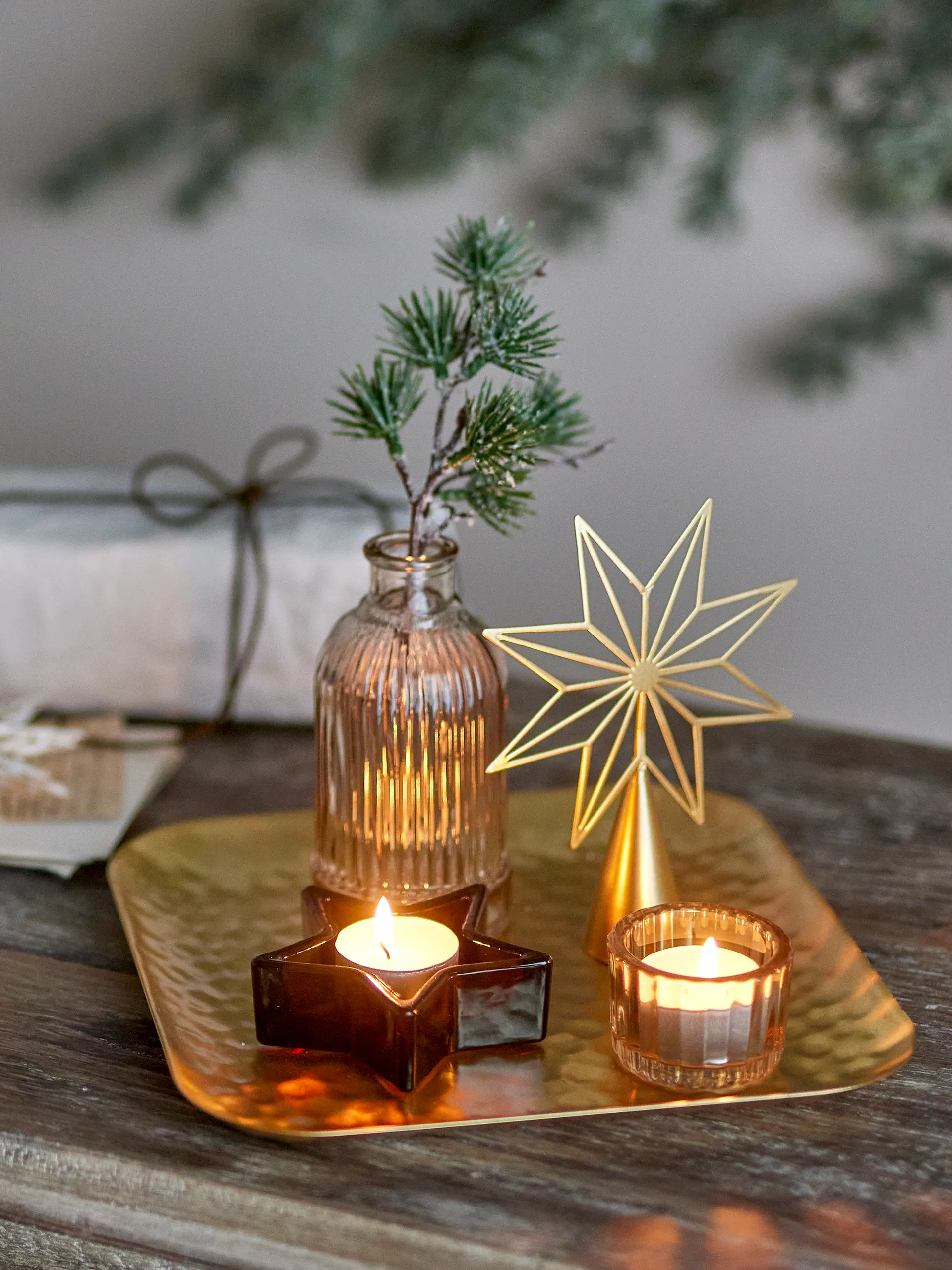 Δίσκος Sanga με διακοσμητικό αντικείμενο 6 τεμαχίων, Χρυσό Bloomingville