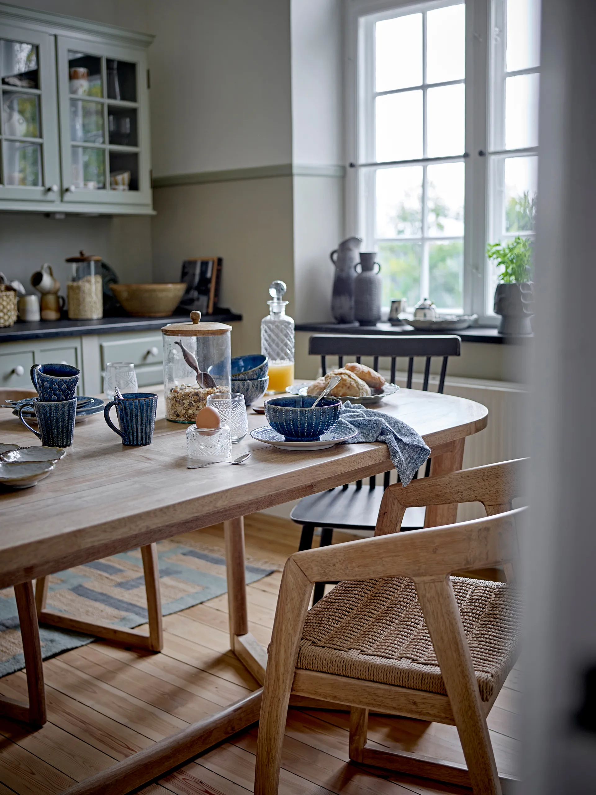 Serrone τραπεζαρία, Natur Bloomingville