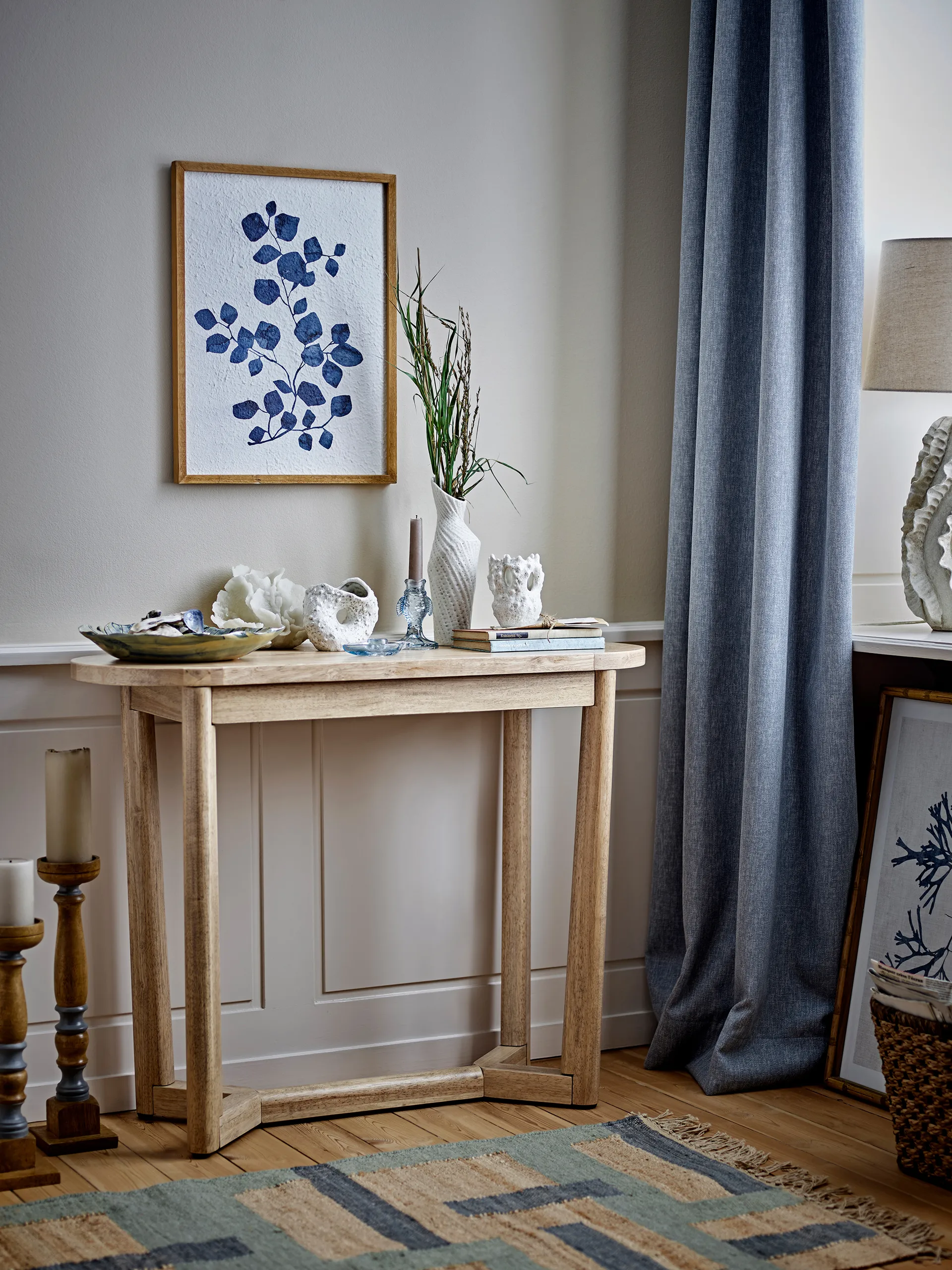 Serrone κομοδίνο, Nature Bloomingville