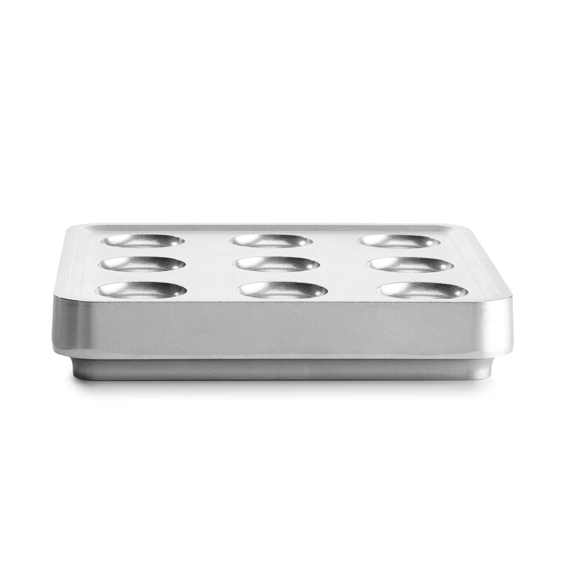 Stumpastaken γυαλισμένη βάση πολλαπλών χρήσεων, Μικρό Born In Sweden