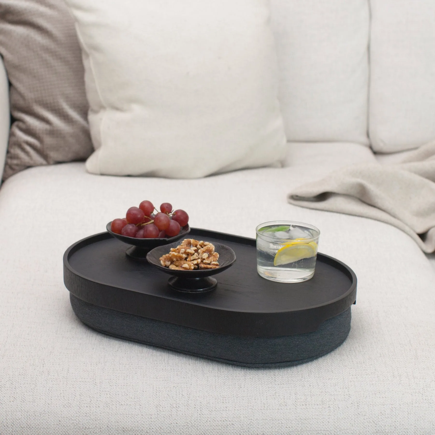 CurveLine™ αντιολισθητικός δίσκος γονάτων 39x26 cm, Μαύρη ιτιά-γκρι Bosign