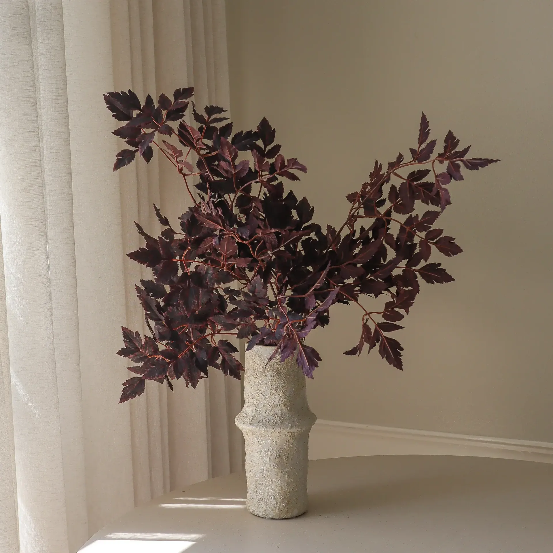 Burgundy Plum Leaves τεχνητή ανθοδέσμη, 85 εκ., 4 τμχ. Botané