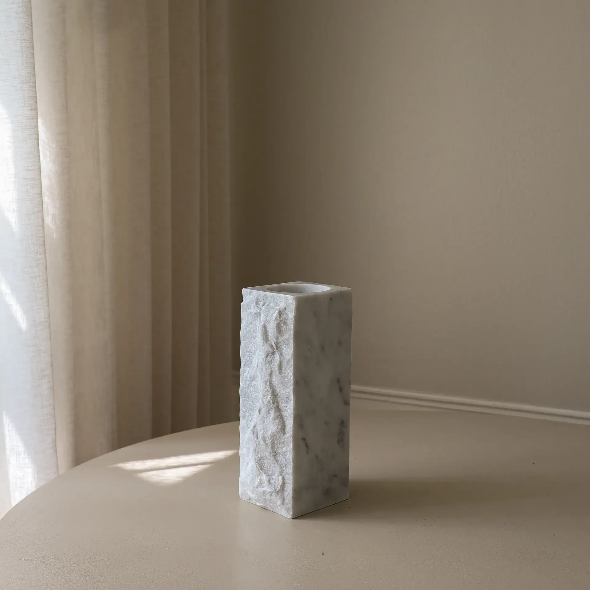Carrara Edge βάζο από μάρμαρο, Medium, 30 εκ. Botané