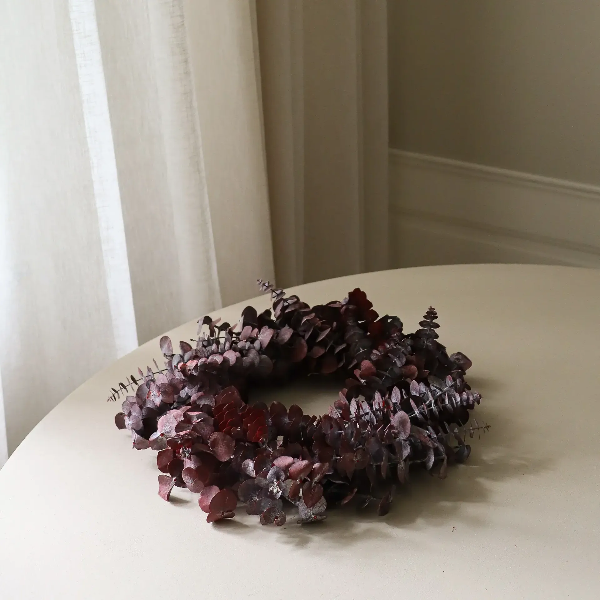 Eucalyptus Wreath στεφάνι, Σκούρο κόκκινο, Ø40 εκ. Botané