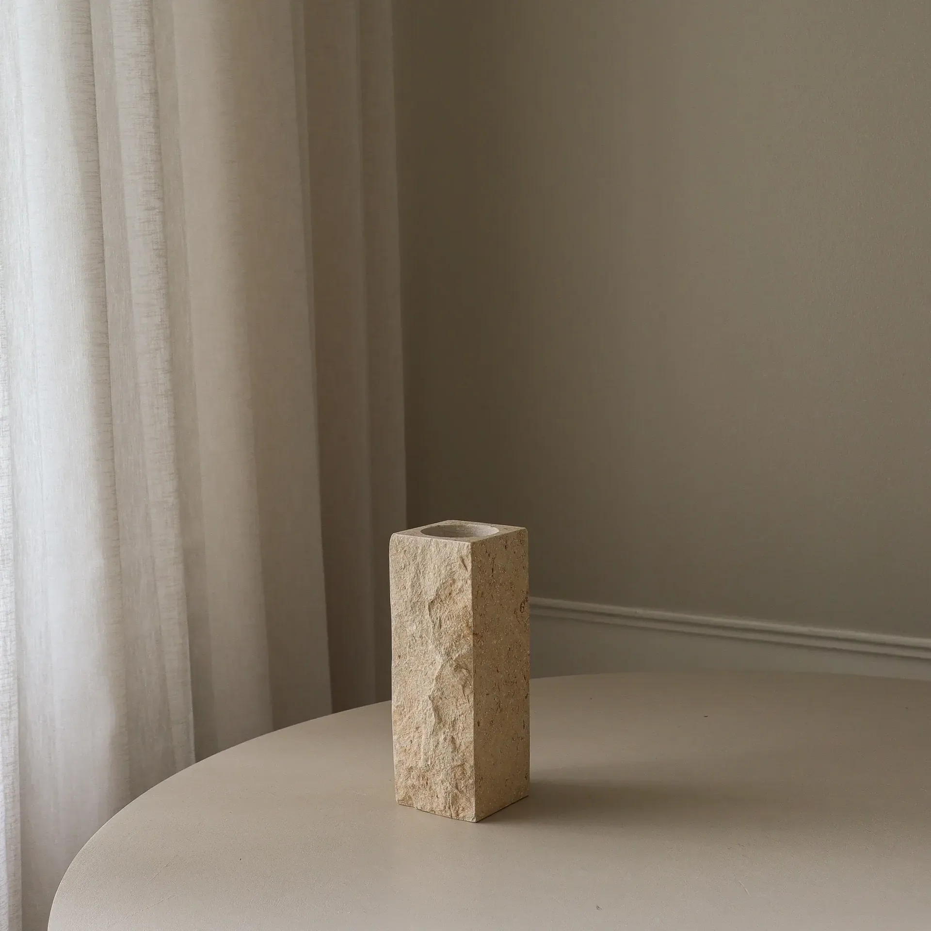 Limestone Edge βάζο από μάρμαρο, Small, 25 εκ. Botané
