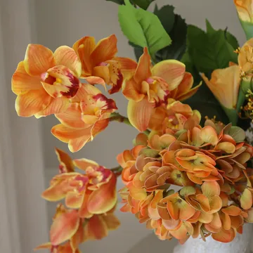 The Orangery τεχνητή ανθοδέσμη - Ορχιδέα Cymbidium-γλαδιόλα-ορτανσία, 85 εκ., 10 τεμ. - Botané