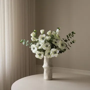 White Satin τεχνητό μπουκέτο - Ανεμώνη-ευκάλυπτος 9 τεμάχια - Botané