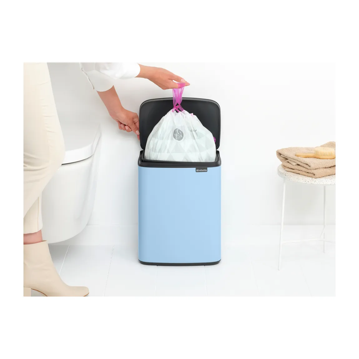 Κάδος απορριμμάτων Bo 12 L, Dreamy blue Brabantia