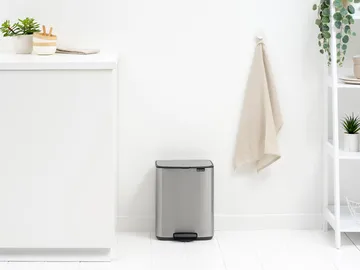 Bo πεντάλ κάδος 12 L - Matt Steel Fingerprint Proof - Brabantia