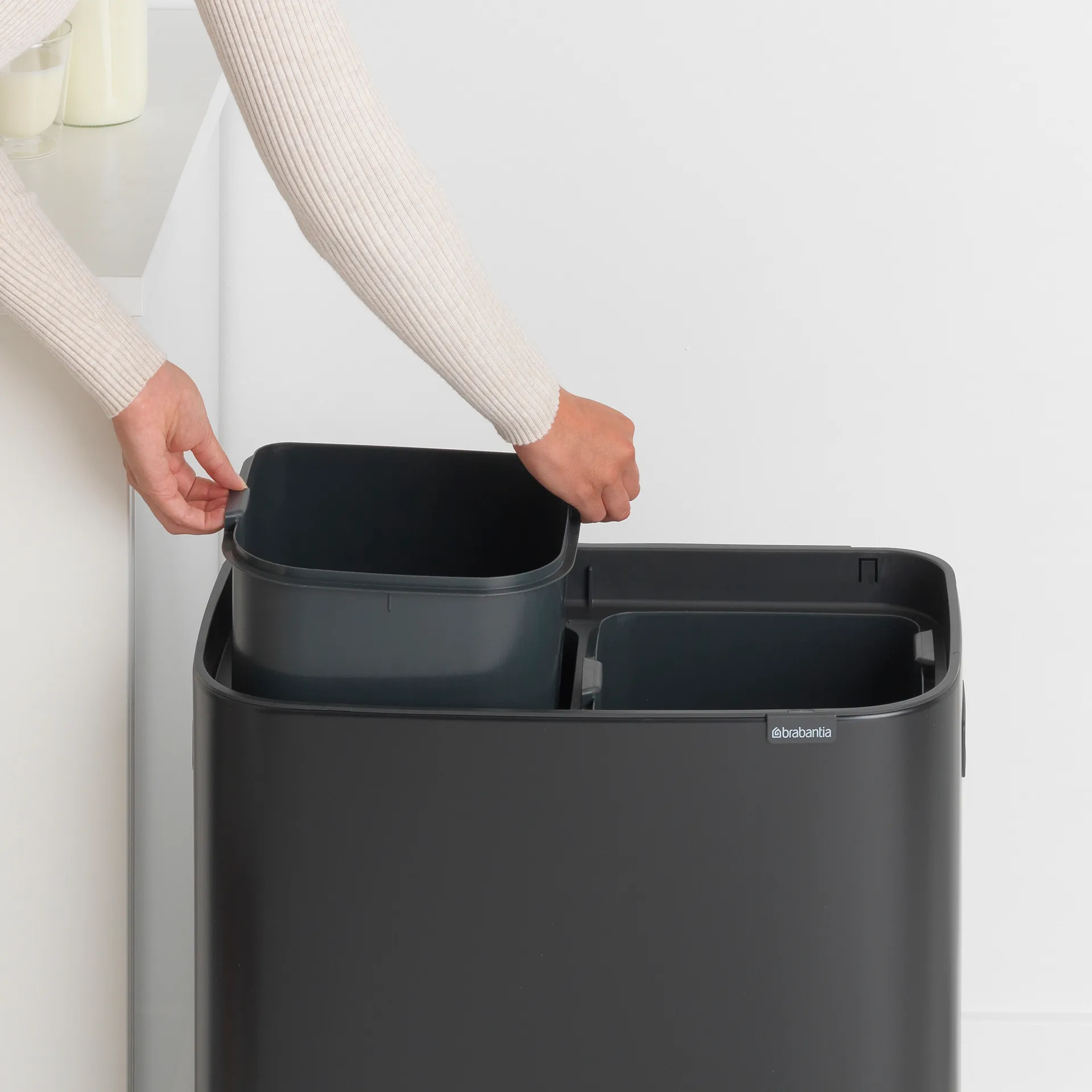Κάδος Bo touch 2x30 L, ματ μαύρο Brabantia