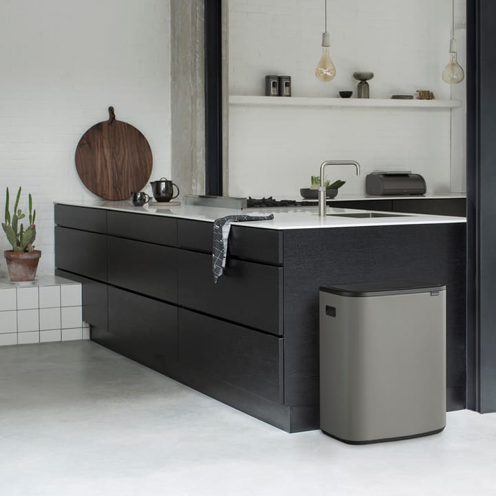 Κάδος Bo touch 2x30 L, Ορυκτό γκρι του σκυροδέματος Brabantia
