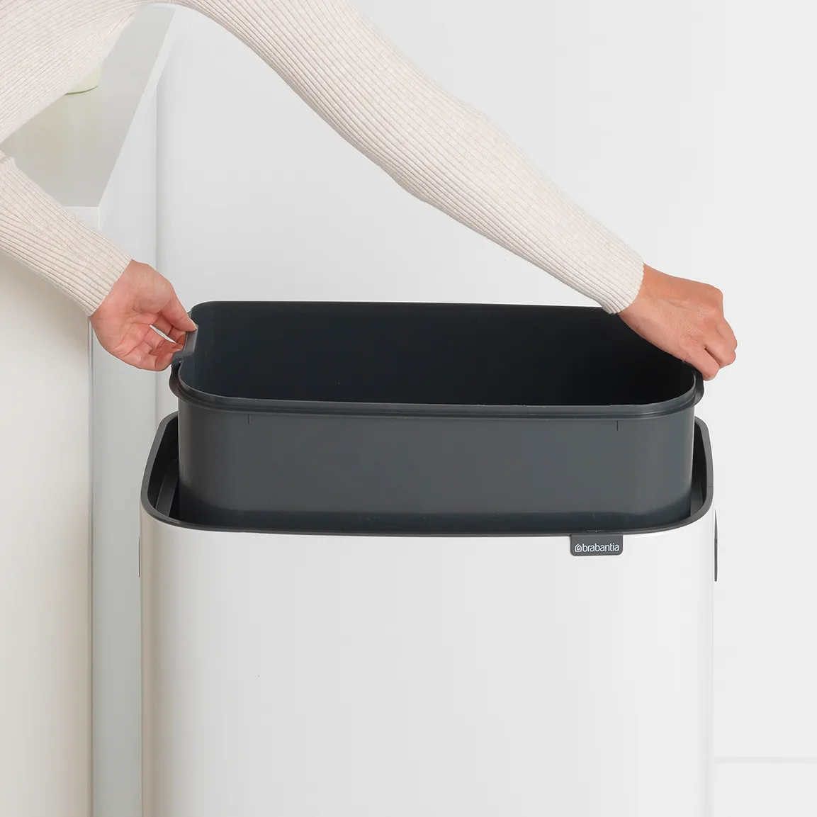 Κάδος Bo touch 60 L, Λευκό Brabantia