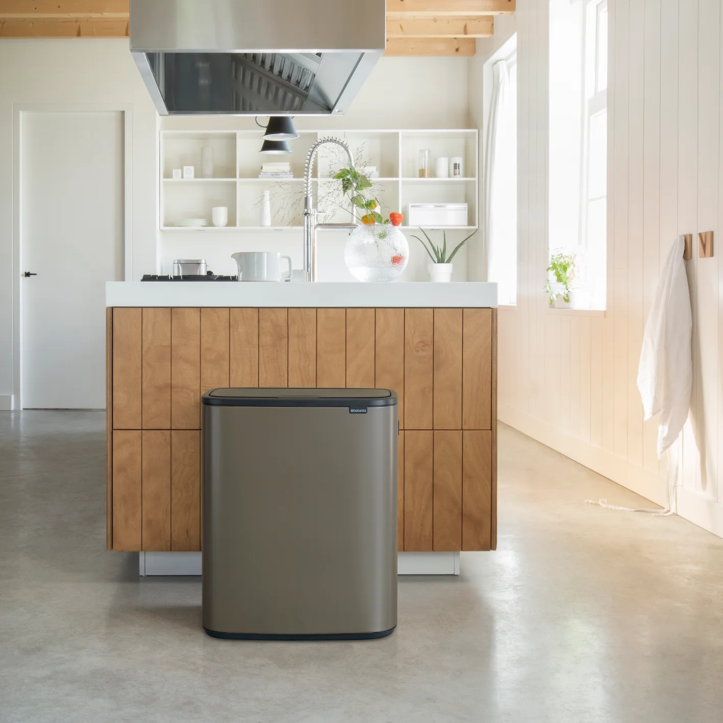 Κάδος Bo touch 60 L, Πλατίνα Brabantia