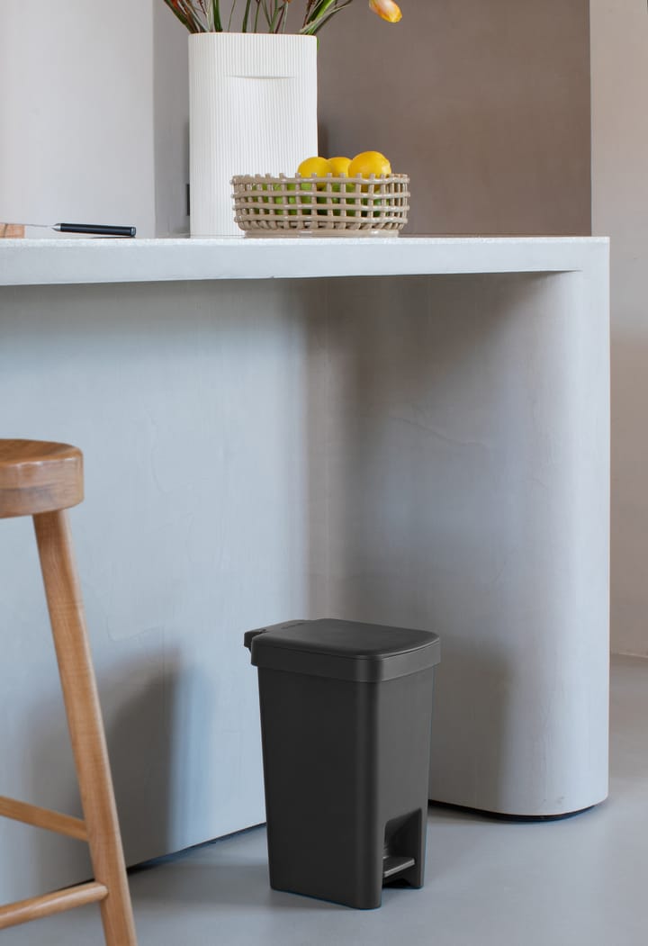 Kάδος πεντάλ StepUp 10 l, Σκούρο γκρι Brabantia