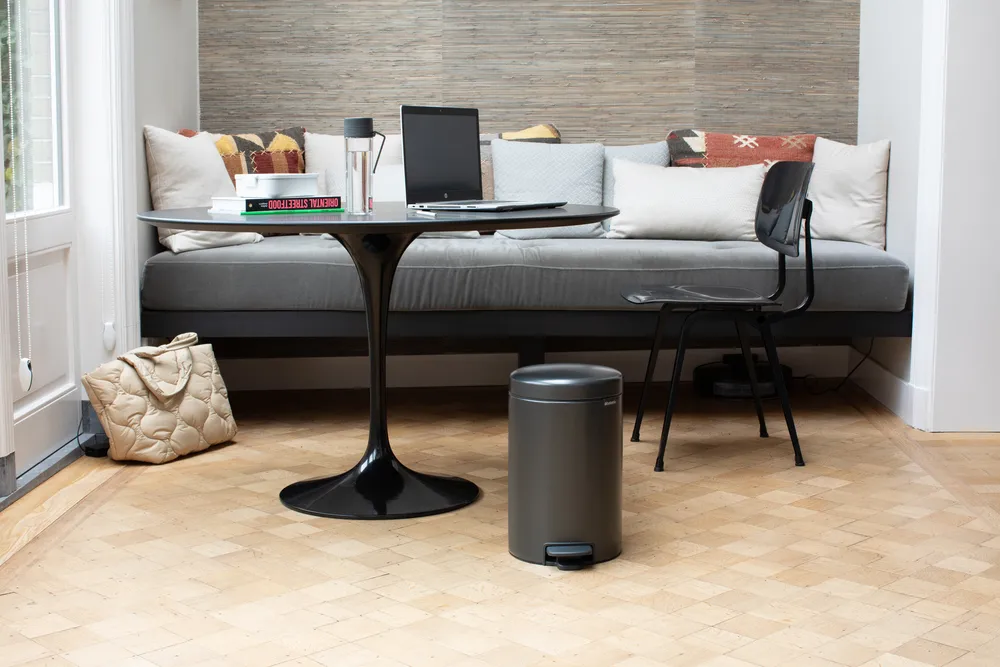 New Icon κάδος με πεντάλ 12 l, Confident Grey Brabantia