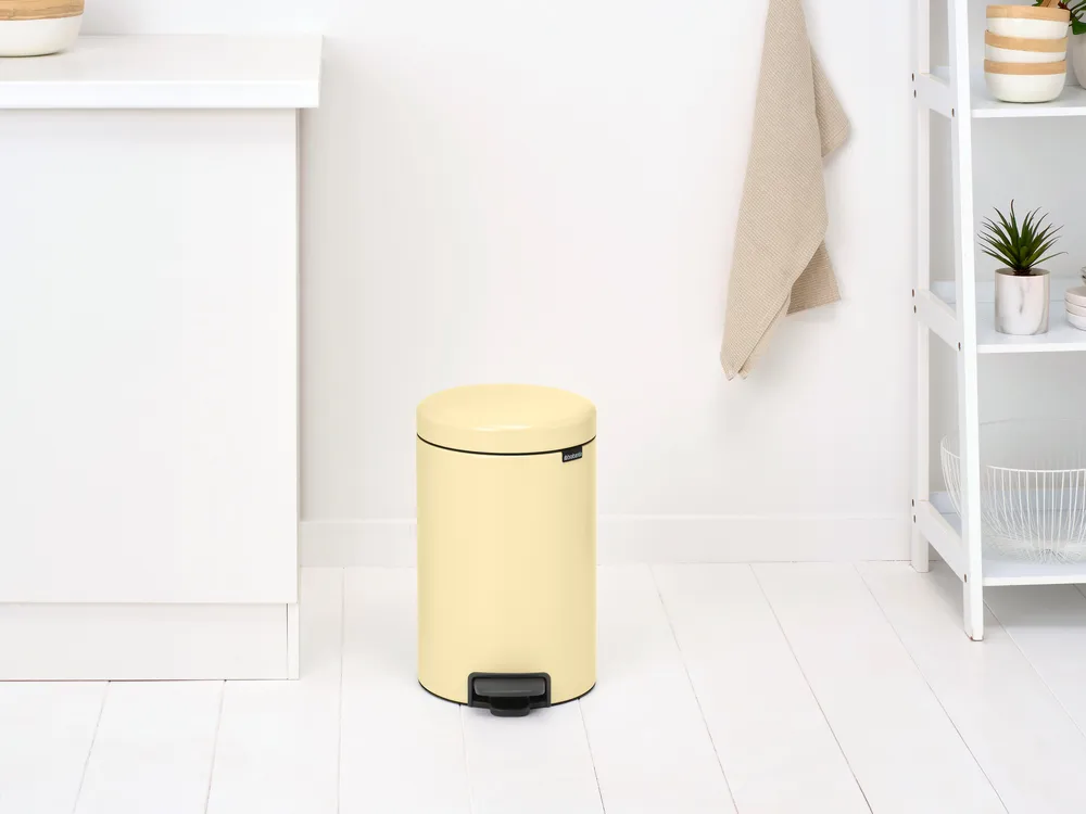 New Icon κάδος με πεντάλ 12 l, Mellow Yellow Brabantia