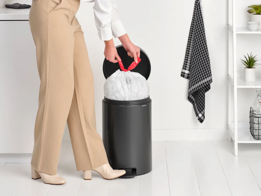 New Icon κάδος με πεντάλ 20 l, Confident Grey Brabantia