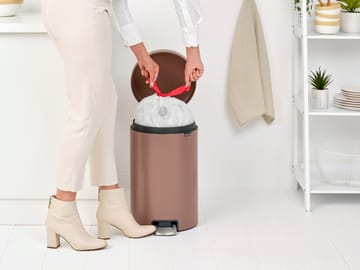 New Icon κάδος με πεντάλ 20 l - Satin Taupe - Brabantia