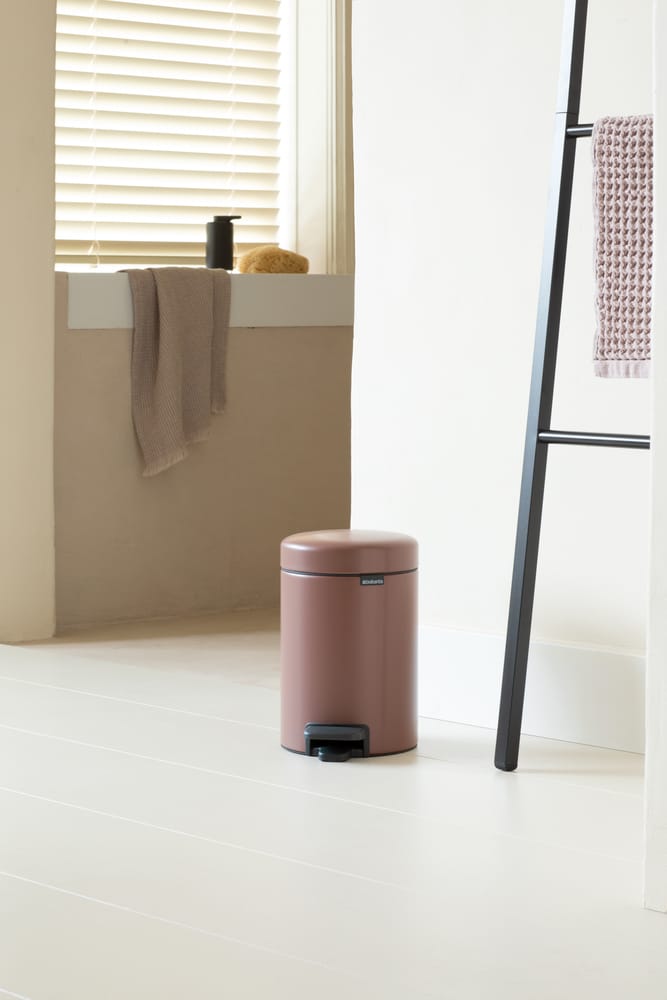 New Icon κάδος με πεντάλ 3 l, Satin Taupe Brabantia