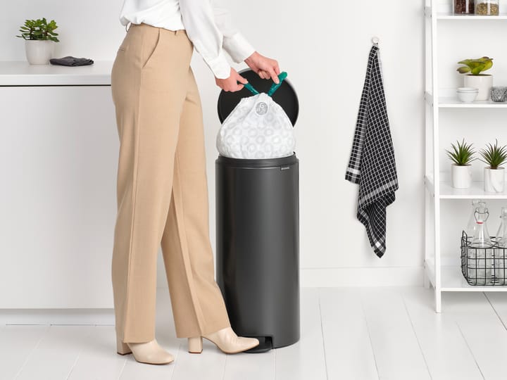New Icon κάδος με πεντάλ 30 l, Confident Grey Brabantia