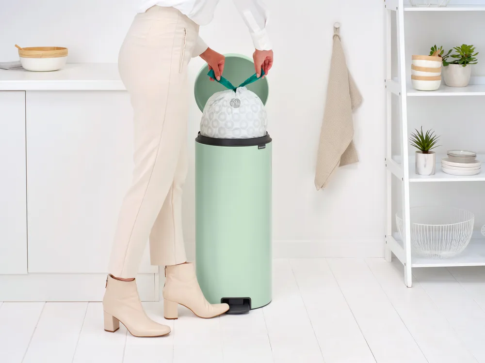 New Icon κάδος με πεντάλ 30 l, Jade Green Brabantia