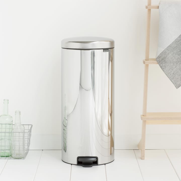 New Icon κάδος με πεντάλ 30 l, μα�τ ατσάλι Brabantia