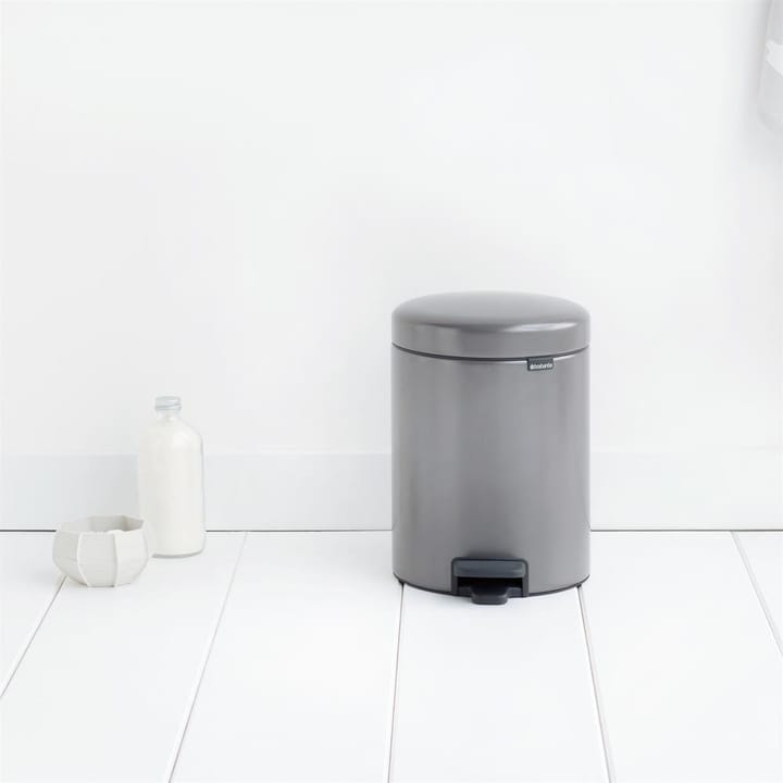 New Icon κάδος με πεντάλ 5 l, πλατίνα Brabantia