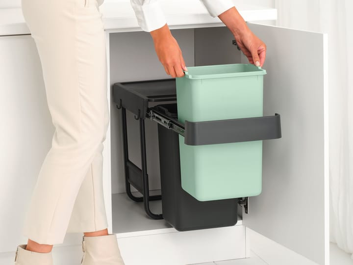 Sort&Go Εντοιχιζόμενοι κάδοι, 2x15 L, Σκούρο γκρι Brabantia