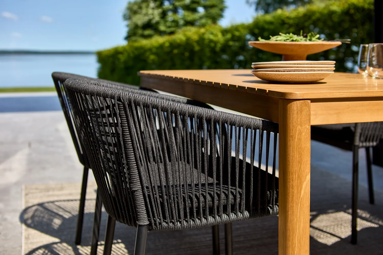 Delia καρέκλα με μπράτσα, Μάυρο Brafab