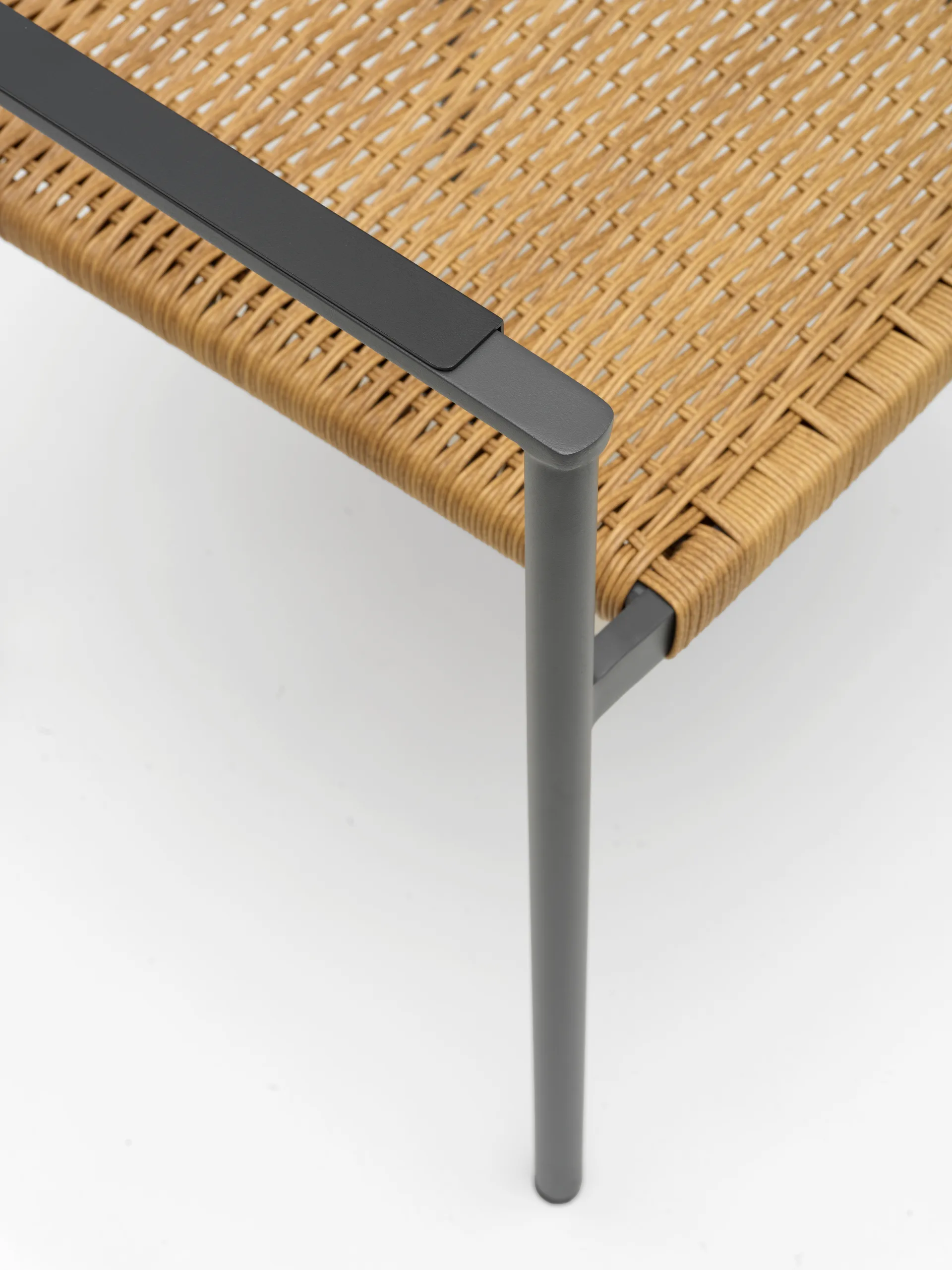 DK Πολυθρόνα , Anthracite Brafab