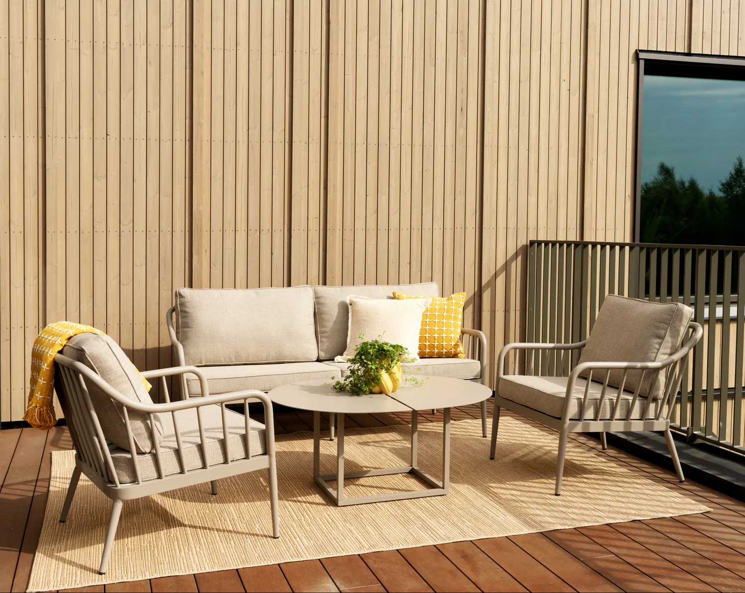 Καρέκλα lounge Coleville, Khaki-burlap beige Brafab