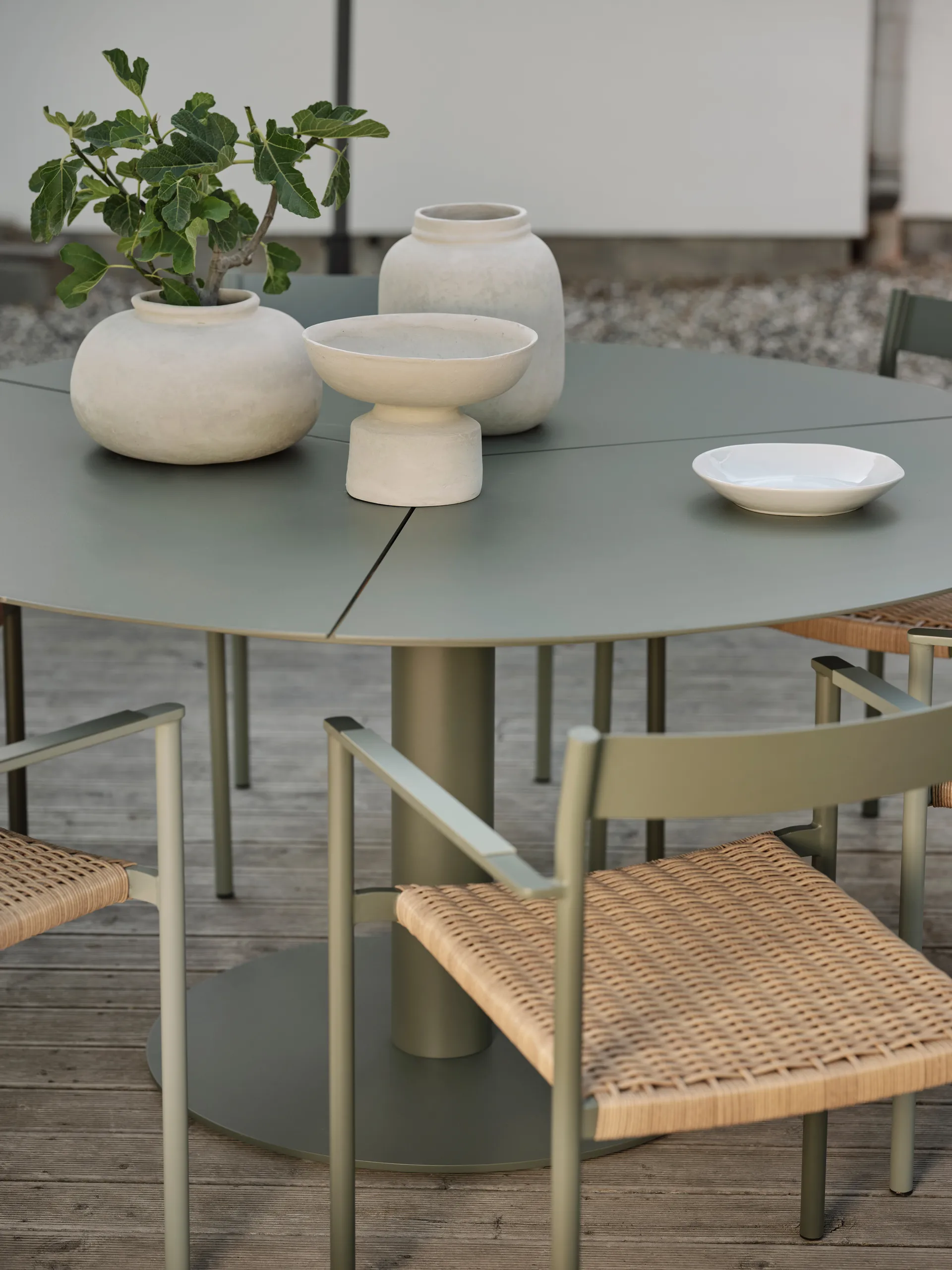 Peace τραπεζαρία Ø110 cm Nordic green,  Brafab