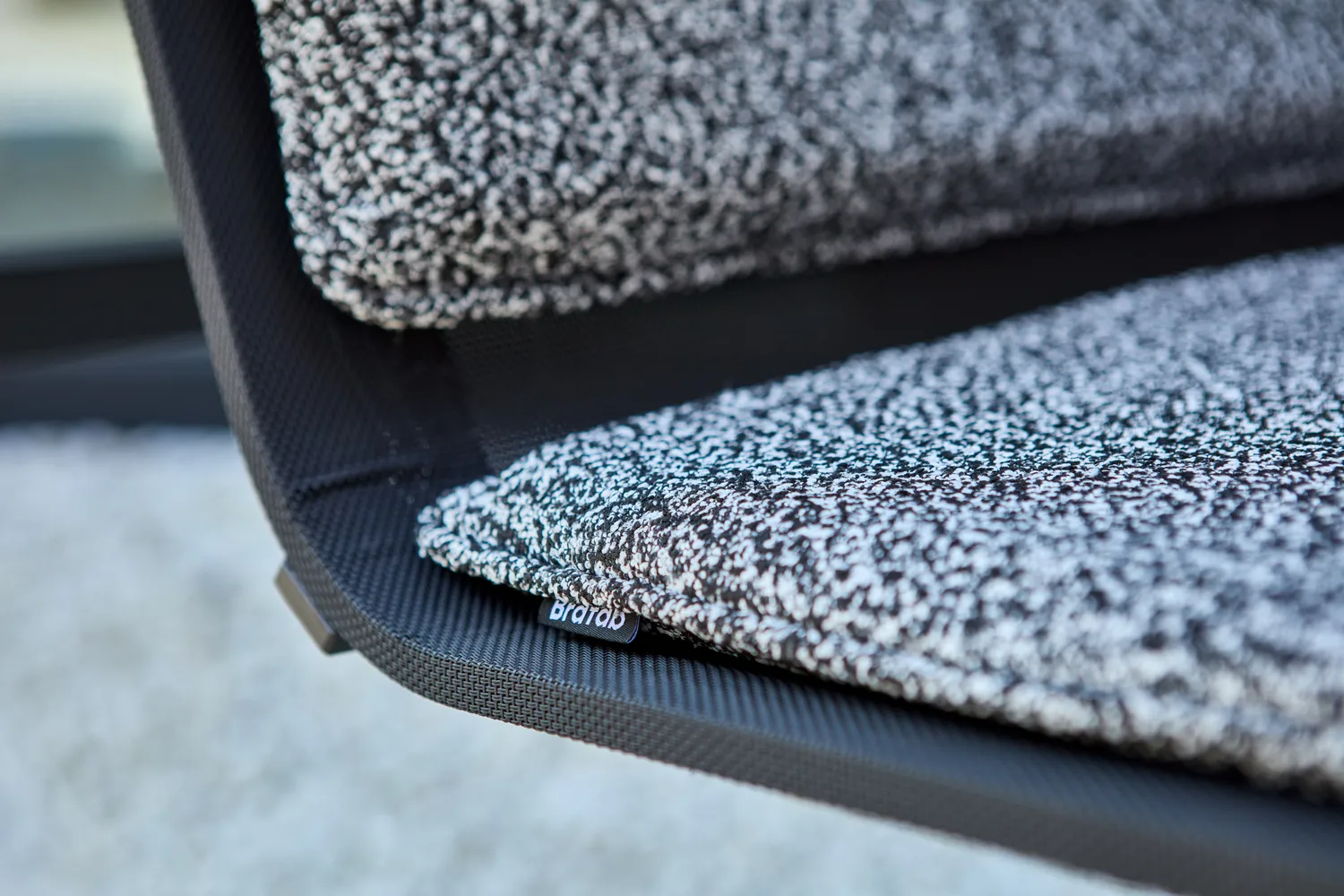 Soro πολυθρόνα lounge, Μαύρο-teddy ant Brafab