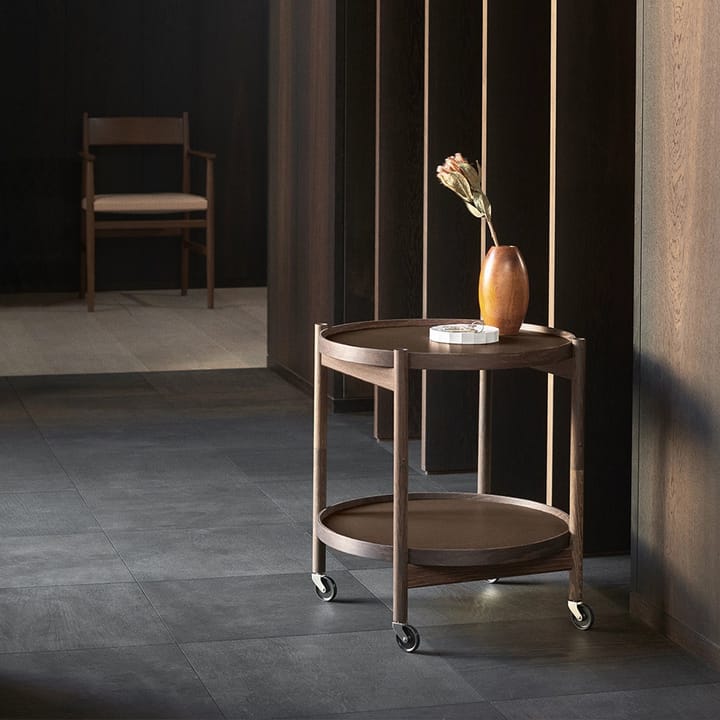 Τραπέζι με ροδάκια Bølling Tray Table model 50, Δρύινο καπνιστό-καπνιστό λαδωμένο δρύινο σταντ Brdr. Krüger