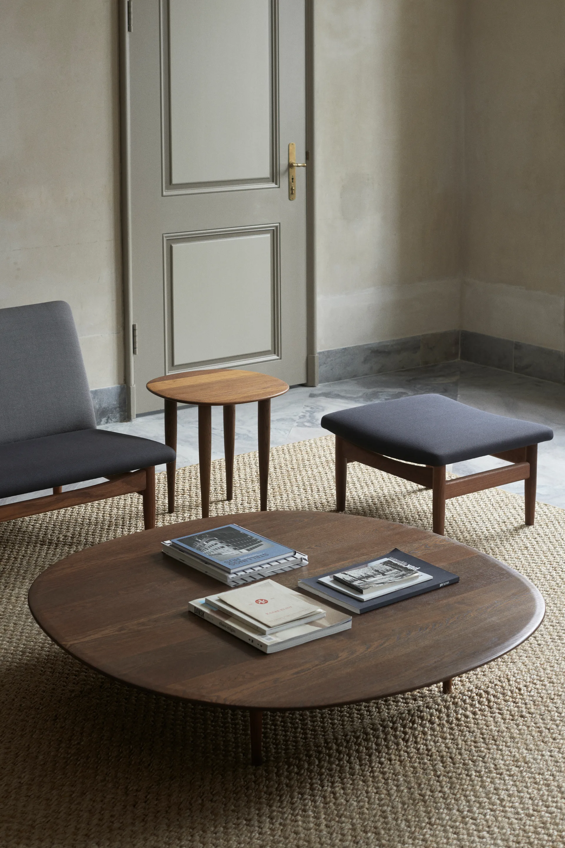 Βοηθητικό τραπέζι Jari Ø45 εκ., Καπνιστή λαδωμένη δρυς Brdr. Krüger