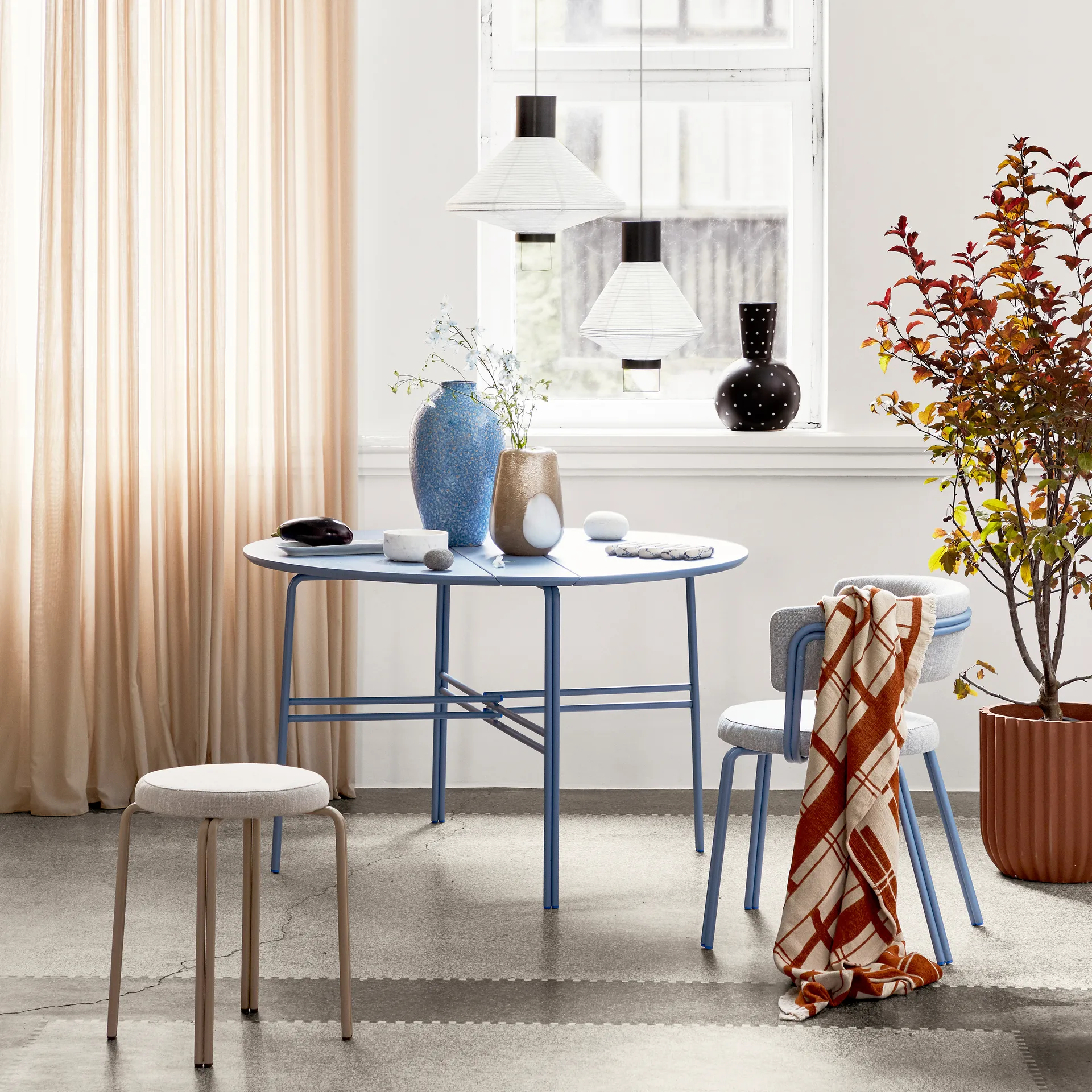 Bella κεραμικό βάζο 35 cm, μαύρο τούρκικου καφέ Broste Copenhagen